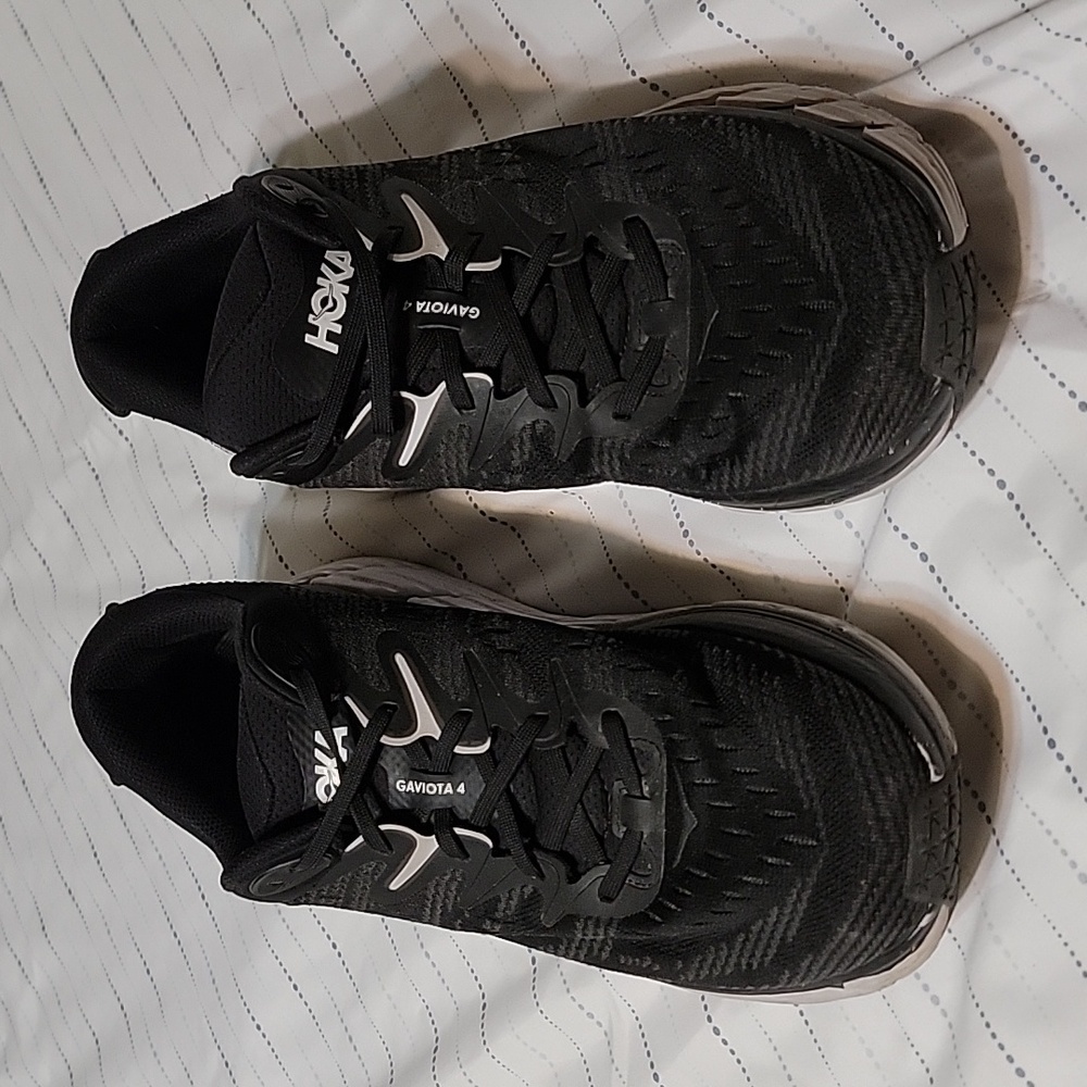 HOKA Gaviota 4